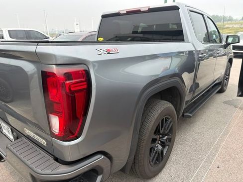 Used 2020 GMC Sierra 1500 Elevation w/ Elevation Convenience Package AWD/4WD image 4