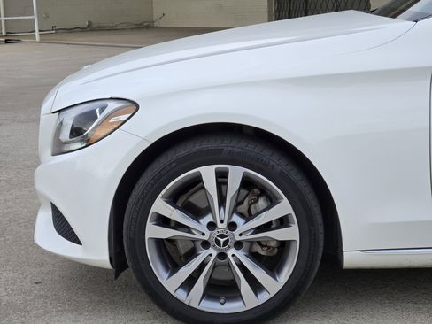 Used 2018 Mercedes-Benz C 300 4MATIC Sedan image 16