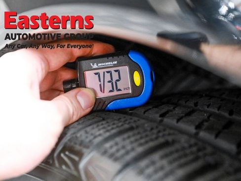 Used 2024 Porsche Cayenne Coupe w/ Premium Package Plus image 26