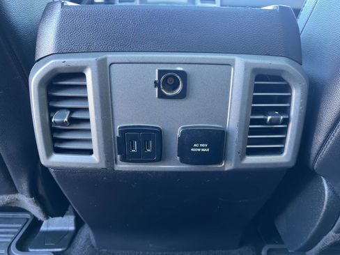 Used 2018 Ford F150 Raptor w/ Equipment Group 802A Luxury image 8