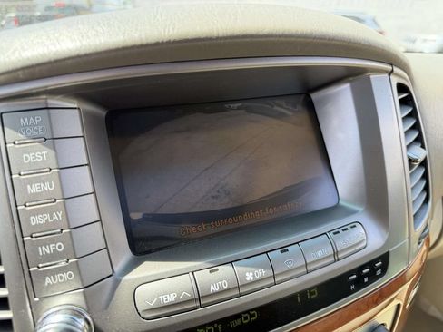 Used 2004 Lexus LX 470 4WD image 35