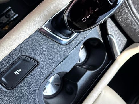 Used 2017 Cadillac XT5 Luxury w/ Driver Awareness Package image 26