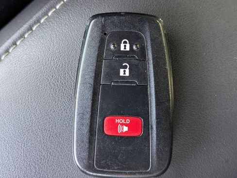 Used 2021 Toyota Corolla XSE image 36