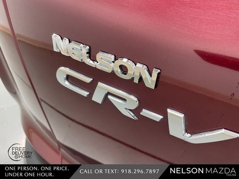 Used 2018 Honda CR-V Touring image 16