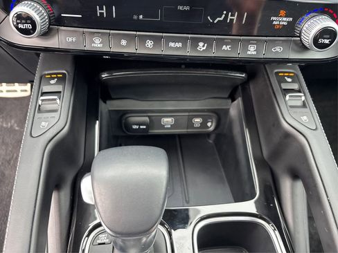 Used 2025 Kia Telluride SX Prestige X-Pro AWD/4WD image 41