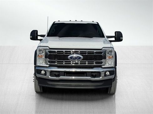 New 2025 Ford F550 4x4 SuperCab Super Duty image 2