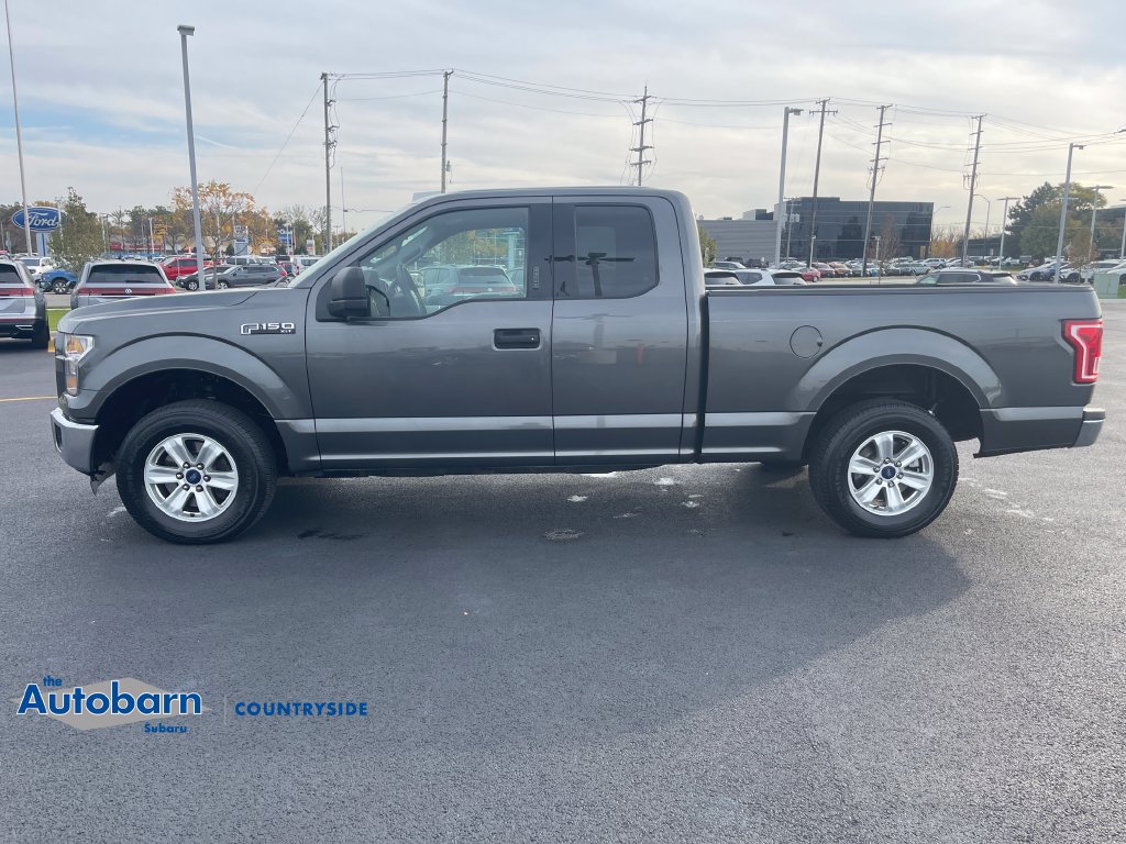 Used 2017 Ford F150 XLT RWD image 2