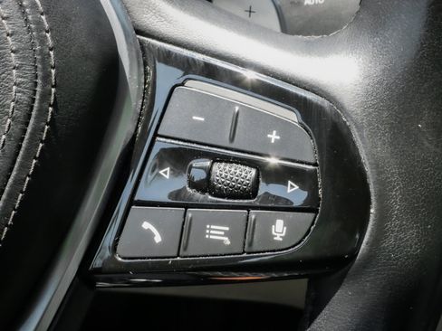 Used 2021 BMW 530i w/ Premium Package RWD image 19