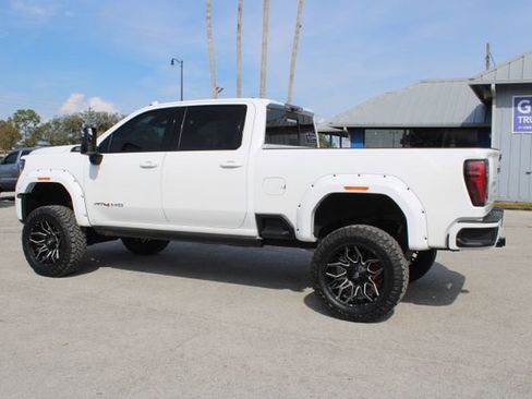 Used 2024 GMC Sierra 2500 AT4 w/ AT4 Premium Plus Package image 7