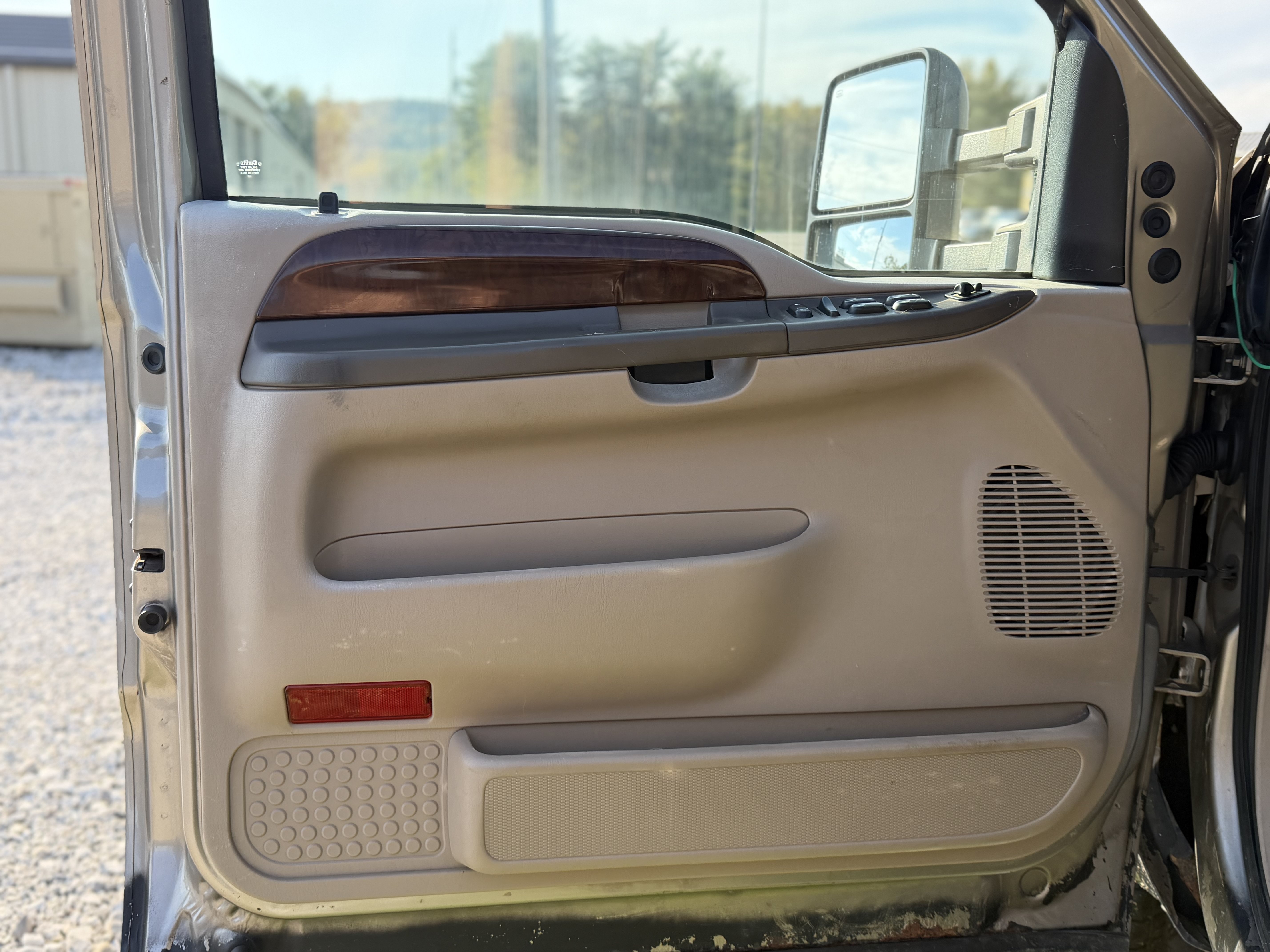 Used 2004 Ford F250 4x4 Crew Cab Super Duty image 8