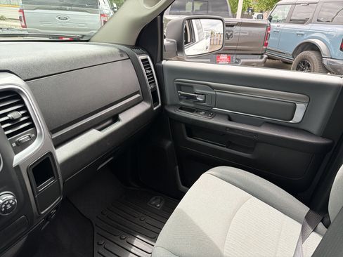 Used 2022 RAM 1500 Classic SLT AWD/4WD image 24