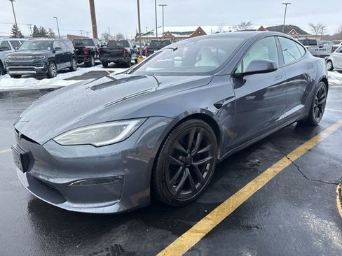 Used 2022 Tesla Model S image 3