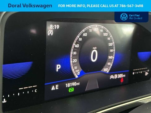 Certified 2022 Volkswagen Tiguan SE image 16