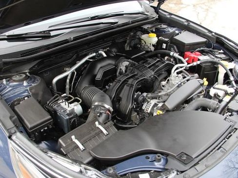 Used 2025 Subaru Outback Premium image 13