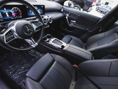 Used 2025 Mercedes-Benz CLA 250 4MATIC image 14