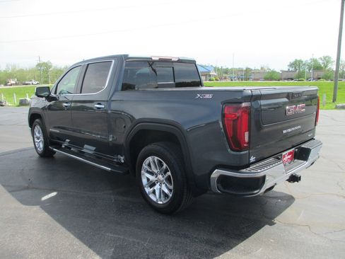 Used 2022 GMC Sierra 1500 SLT w/ SLT Premium Plus Package image 8
