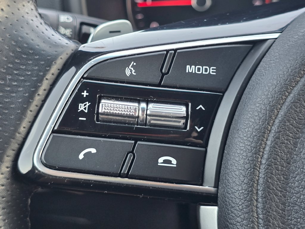 Used 2022 Kia Sportage Nightfall Edition FWD image 31