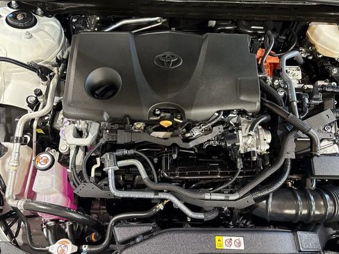Used 2025 Toyota Camry SE w/ Convenience Package FWD image 26
