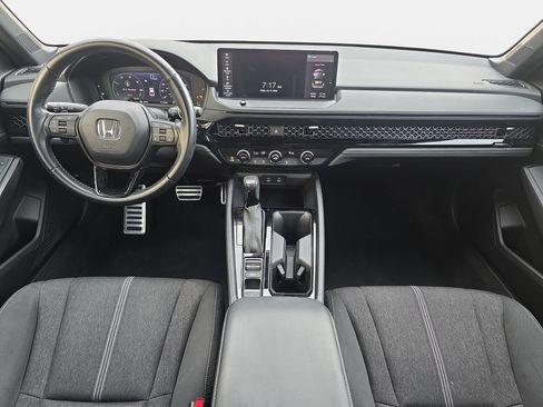 Used 2023 Honda Accord Sport image 9