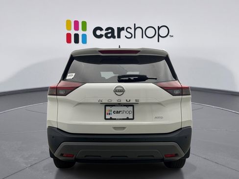 Used 2023 Nissan Rogue S image 4