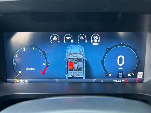 Used 2024 Ford F150 Lariat w/ Equipment Group 502A High image 11