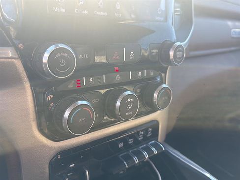 Used 2020 RAM 2500 Laramie image 10