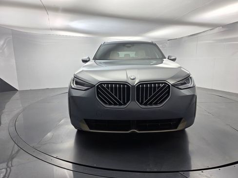 Used 2025 BMW X3 xDrive30i w/ Convenience Package AWD/4WD image 2
