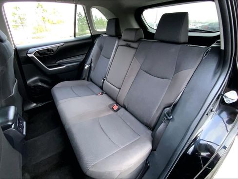 Certified 2025 Toyota RAV4 LE image 20