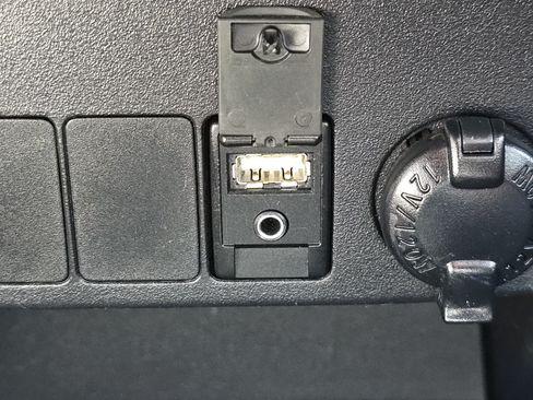 Used 2016 Toyota RAV4 Limited AWD/4WD image 13