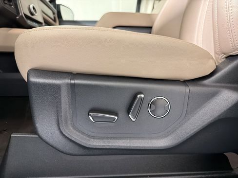 Used 2023 Ford Expedition Max Limited AWD/4WD image 13
