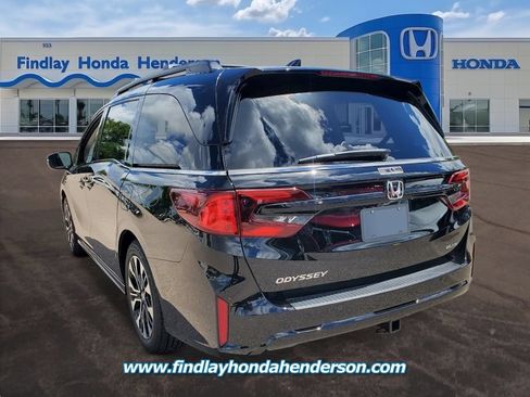 New 2026 Honda Odyssey Elite image 3