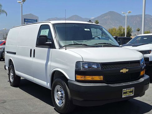 New 2025 Chevrolet Express 2500 w/ Driver Convenience Package image 3