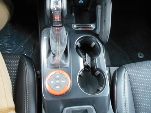 New 2025 Ford Bronco Raptor image 39