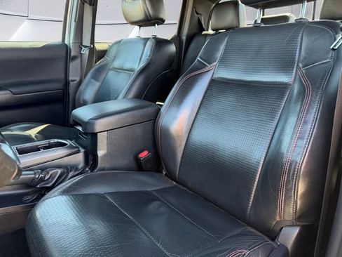 Used 2019 Toyota Tacoma TRD Pro image 8