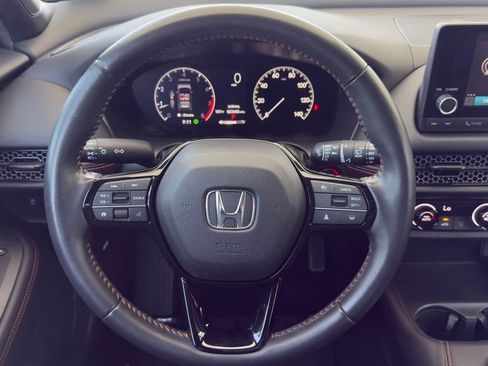 Used 2025 Honda HR-V Sport image 19