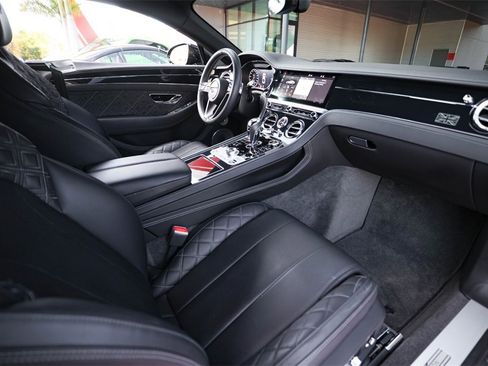 Used 2020 Bentley Continental GT V8 First Edition image 41