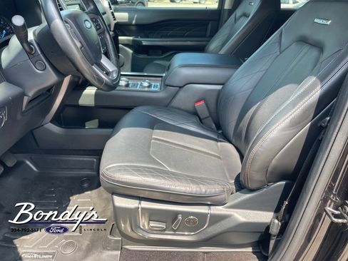 Used 2021 Ford Expedition Platinum AWD/4WD image 10