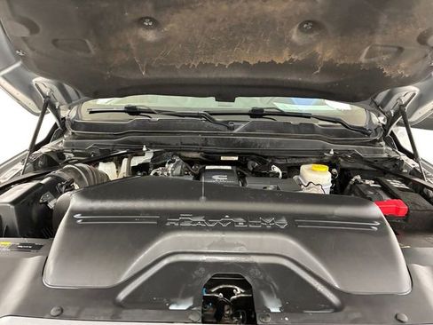 Used 2022 RAM 2500 Laramie w/ Night Edition AWD/4WD image 11