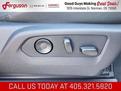 New 2026 GMC Sierra 1500 SLT w/ SLT Convenience Package AWD/4WD image 39
