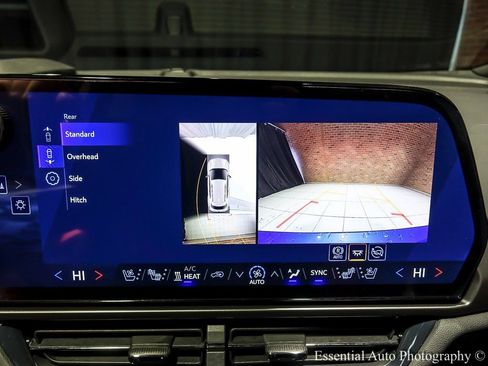 New 2026 Chevrolet Equinox EV RS image 16