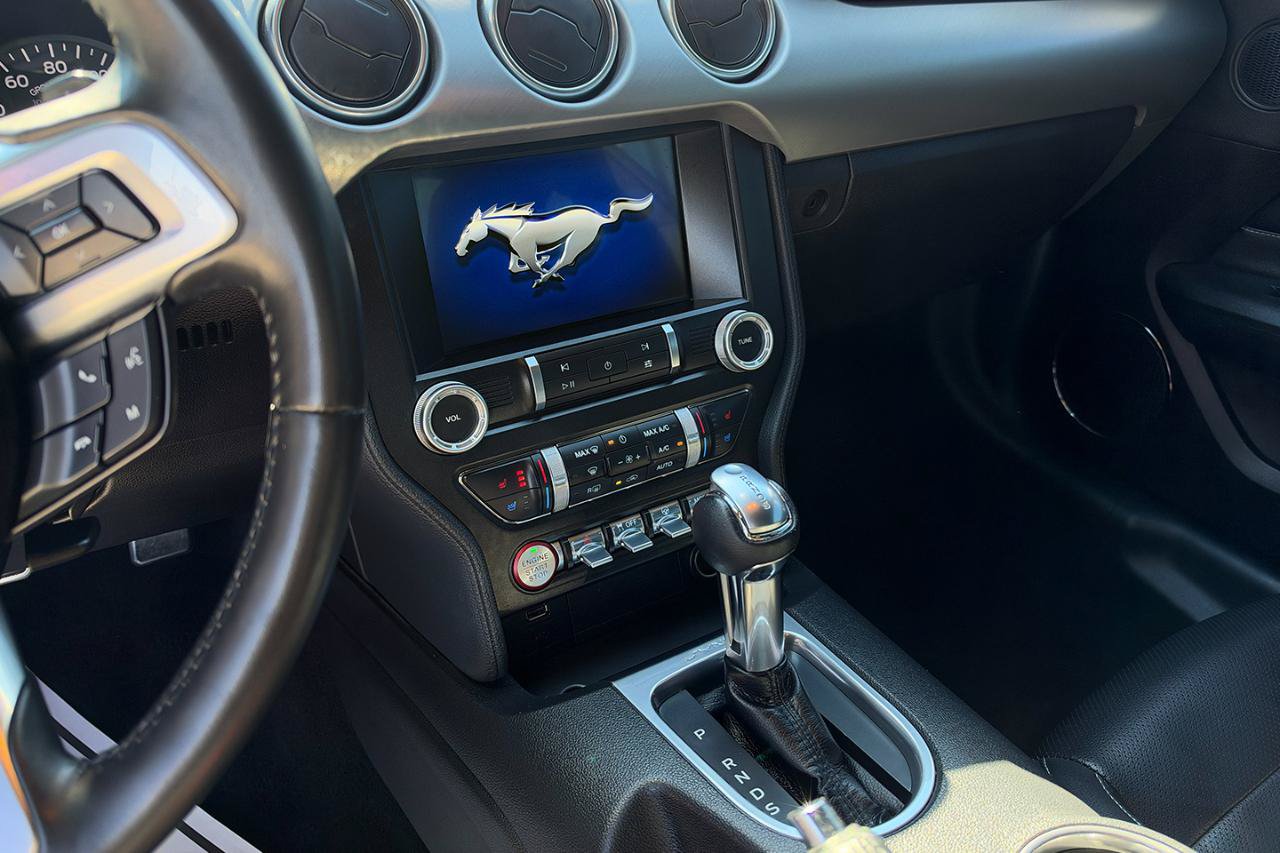 Used 2021 Ford Mustang Premium RWD image 13