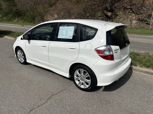 Used 2010 Honda Fit Sport image 5