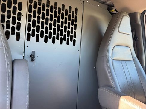 Used 2022 GMC Savana 2500 Regular Van 3D w/ Communications Package image 52