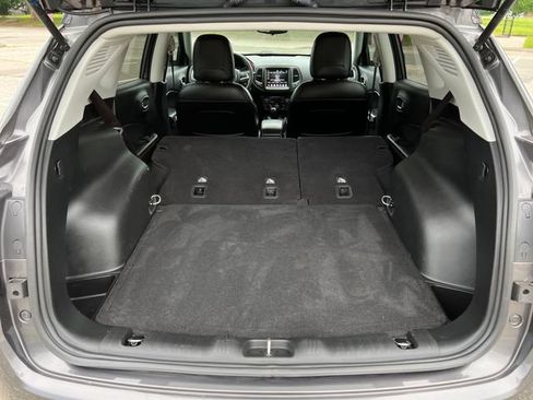 Used 2019 Jeep Compass Trailhawk AWD/4WD image 30