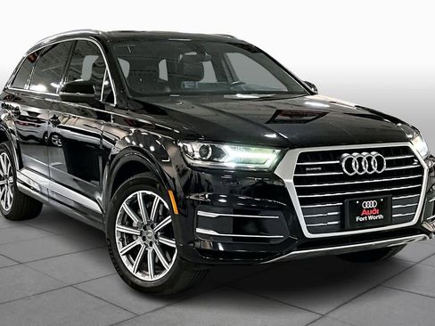 Used 2019 Audi Q7 3.0T Premium w/ Cold Weather Package image 2