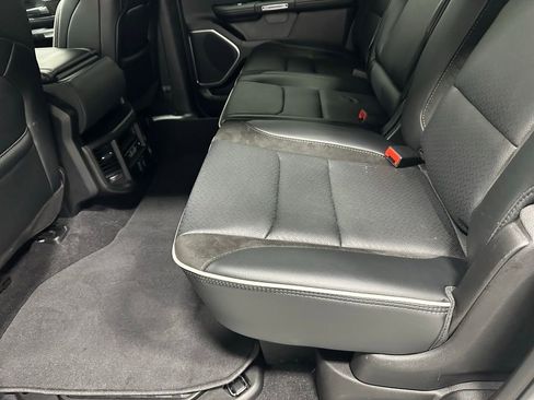 Used 2025 RAM 1500 Laramie image 47