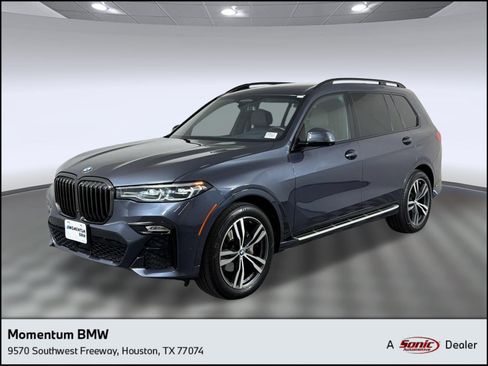 Used 2022 BMW X7 xDrive40i w/ M Sport Package AWD/4WD image 1