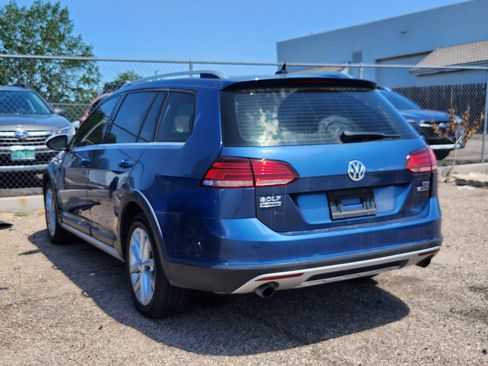 Used 2018 Volkswagen Golf Alltrack S AWD/4WD image 5