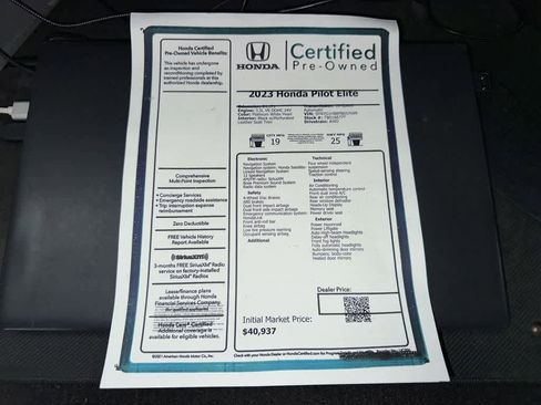 Used 2023 Honda Pilot Elite image 13
