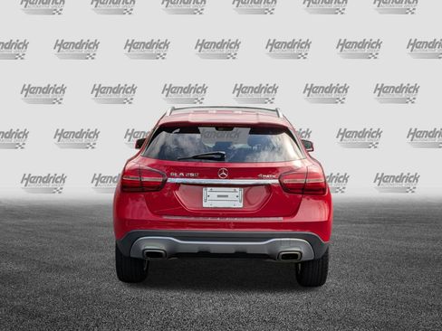 Used 2020 Mercedes-Benz GLA 250 4MATIC image 9